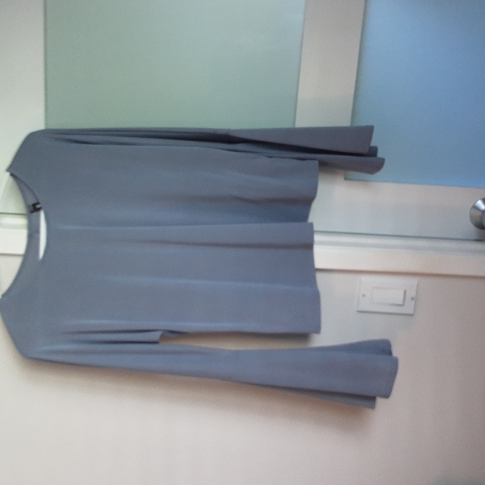 Design Lab top.